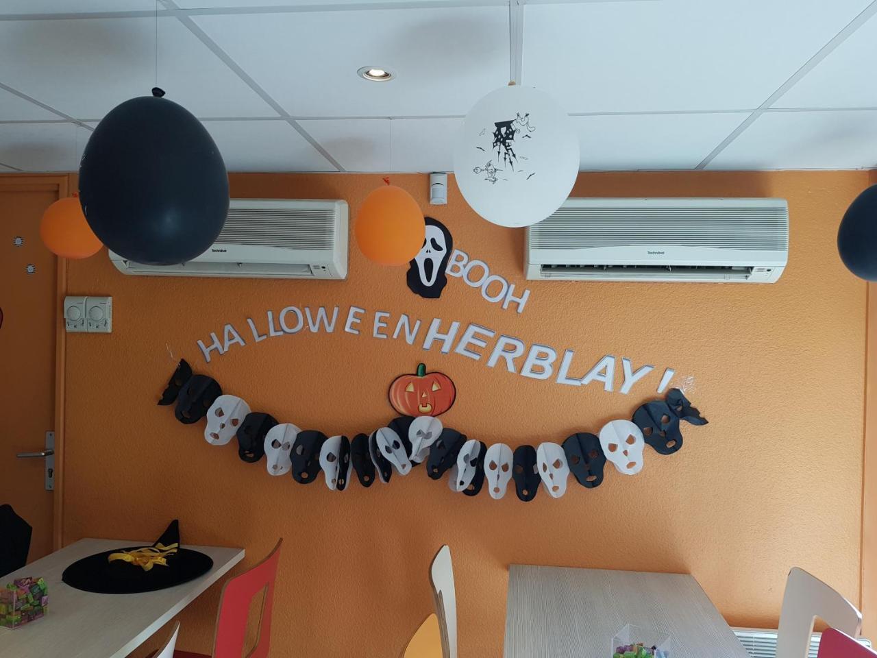 Premiere Classe Herblay Buitenkant foto